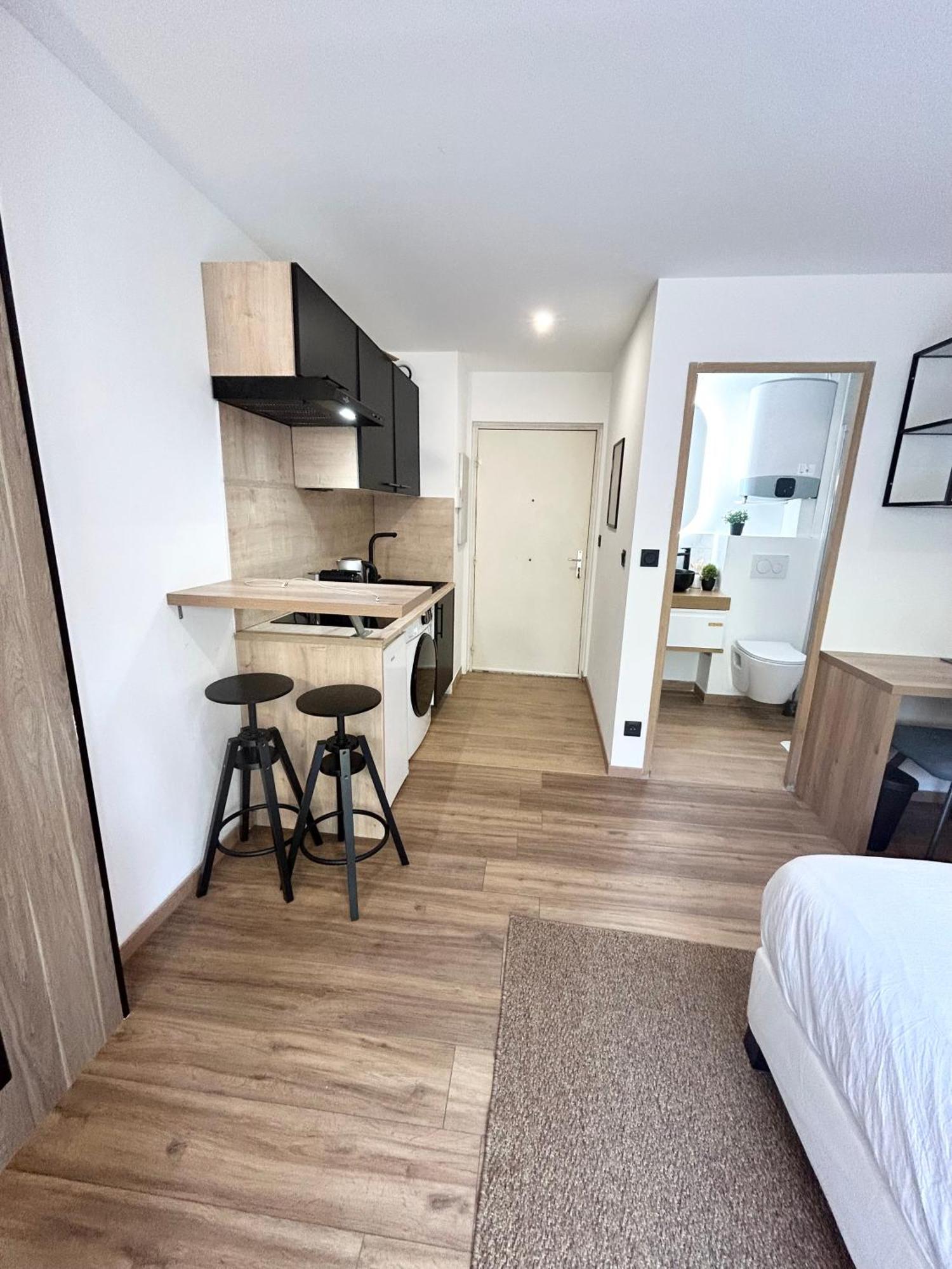 Apartamento 100m Gare Part-dieu/terrasse/parking Prive *